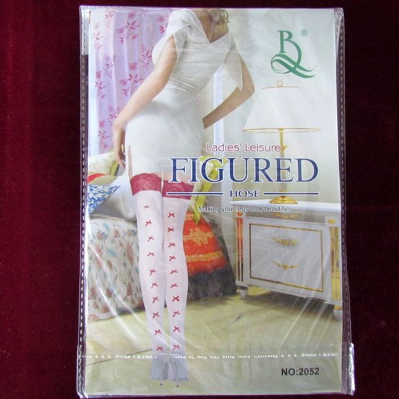 THIGH-HIGH STOCKINGS, RED BOWS & LACE TOPS on WHITE, SO CUTE! NEW in PACKAGE - Picture 4 of 4